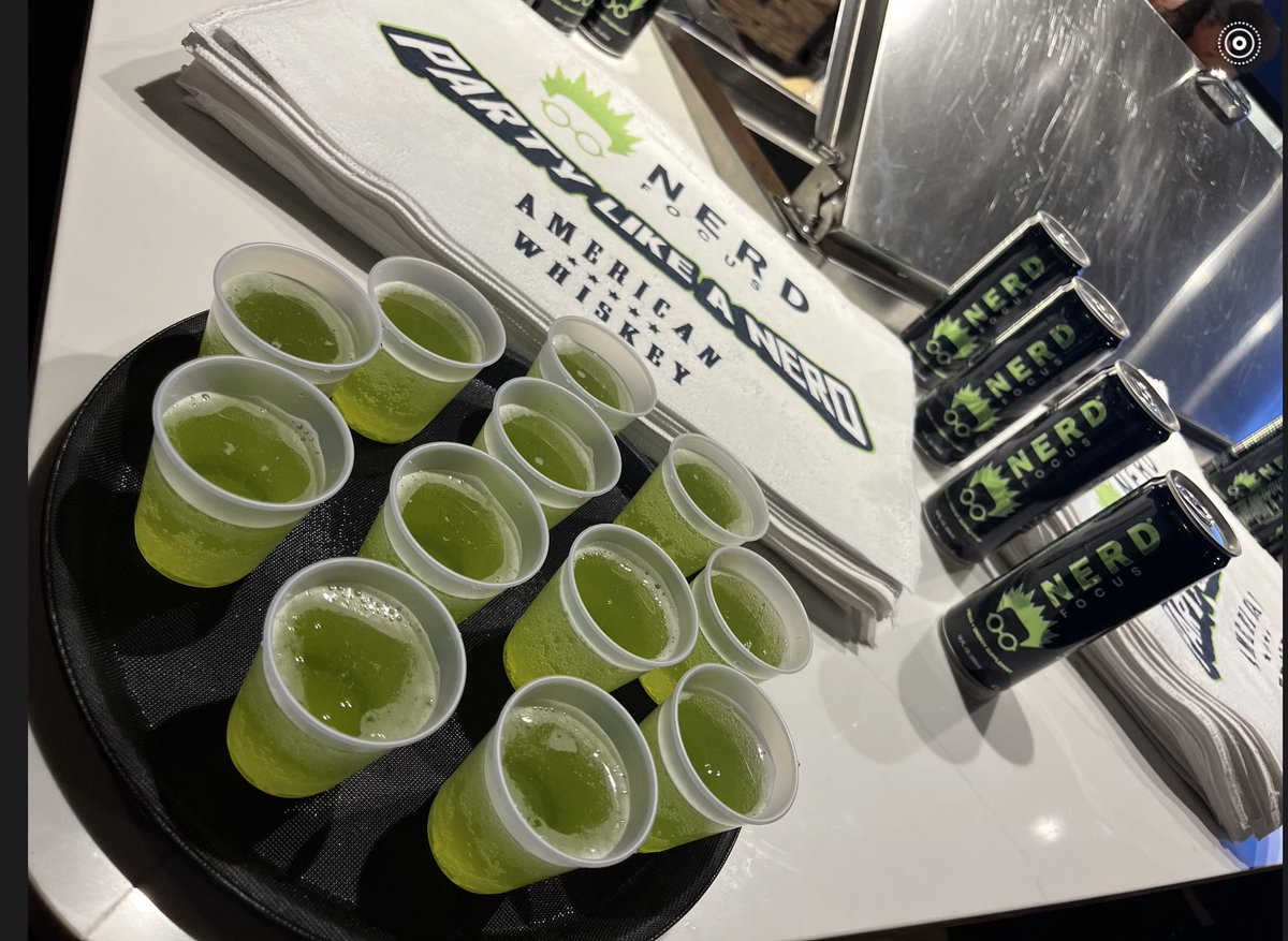 NERD_Focus's tweet photo. American Whiskey is the spot before every NJ Devils game! See you tonight! Check out our Nerd Girls who will be sampling!
#freesamples #sampling #samples #happyhour #newark #njdevils #prudential #americanwhiskey #gonerd #gonerdfocus #energy https://t.co/SDWvwa7XCE