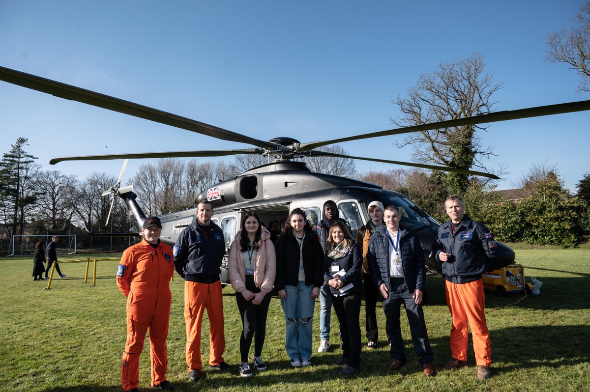 YeovilCollege's tweet image. @LDO_Helicopters Yeovil recently supported our National Apprenticeship Week when they landed their AW149 in front of the Yeovil College building, appropriately named after themselves. 

Read more: yeovil.ac.uk/news/aw149/ 

#Changinglives #WEIoT #StrongerTogether 💙