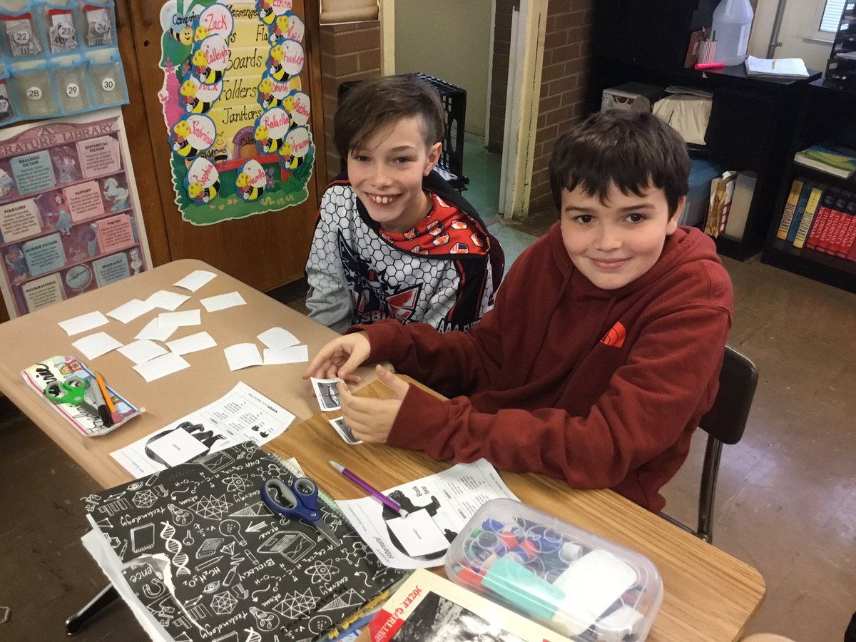 MrsWeiner21's tweet image. Playing Get Ready to Hibernate after a discussion of behavioral adaptations! @ORHEagles21 #makingitfun #wehelpchildren