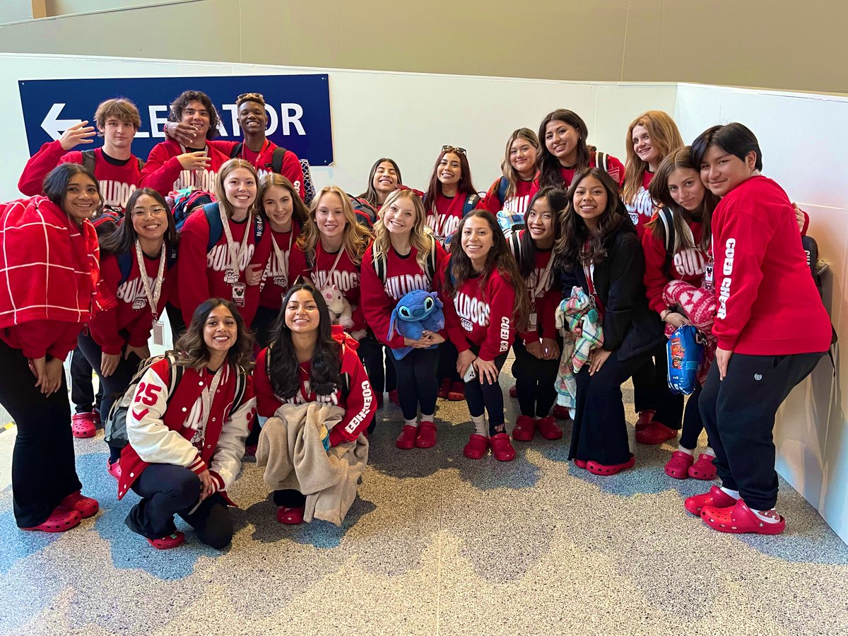 ✈️  They Are Off ✈️

The <a href="/sanrafaelcheer/">San Rafael Cheer</a> team is on their way to the <a href="/USACamps/">United Spirit Assoc.</a> Nationals Spirit Competition down in Anaheim! We wish you the best of luck.

The first competition is at 9:37 tomorrow!

#CommitmentToExcellence

<a href="/westcoastpreps_/">West Coast Preps</a> <a href="/marinij_sports/">Marin IJ Sports</a>
