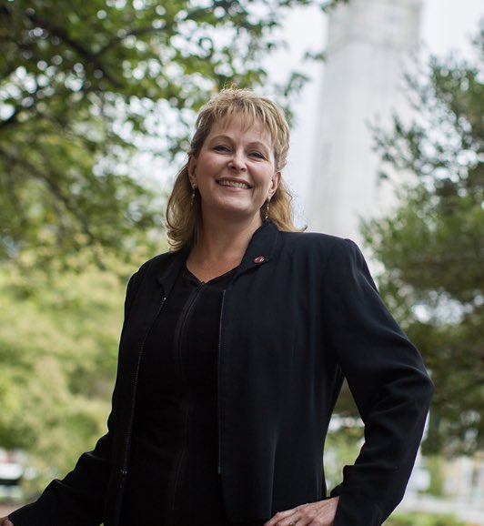 Congratulations to our Program Director, Dr. Bonnie Fusarelli, for being awarded the Governor James E. Holshouser Jr. Award for Public Excellence at the UNC Board of Governors meeting. 

We are super proud of you, <a href="/bfusarelli/">Bonnie</a>.
ow.ly/LnA150N0N7J