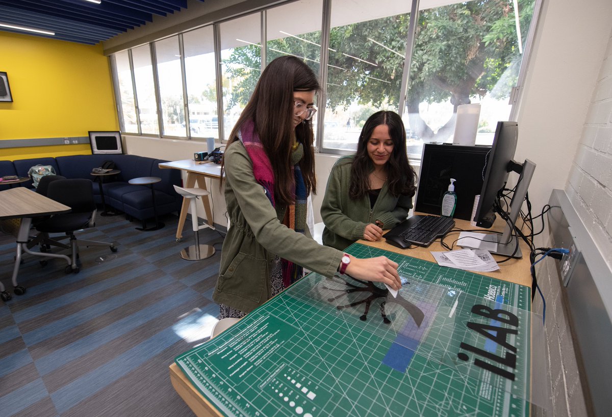 ai_cpp's tweet image. Do you have a creative side you would like to explore? SILL offers a variety of spaces and workshops! Students can use 3D printers, sewing machines, presses and more with SILL&apos;s 3 locations on campus. Be sure to follow SILL @siilcpp  to stay connected!
