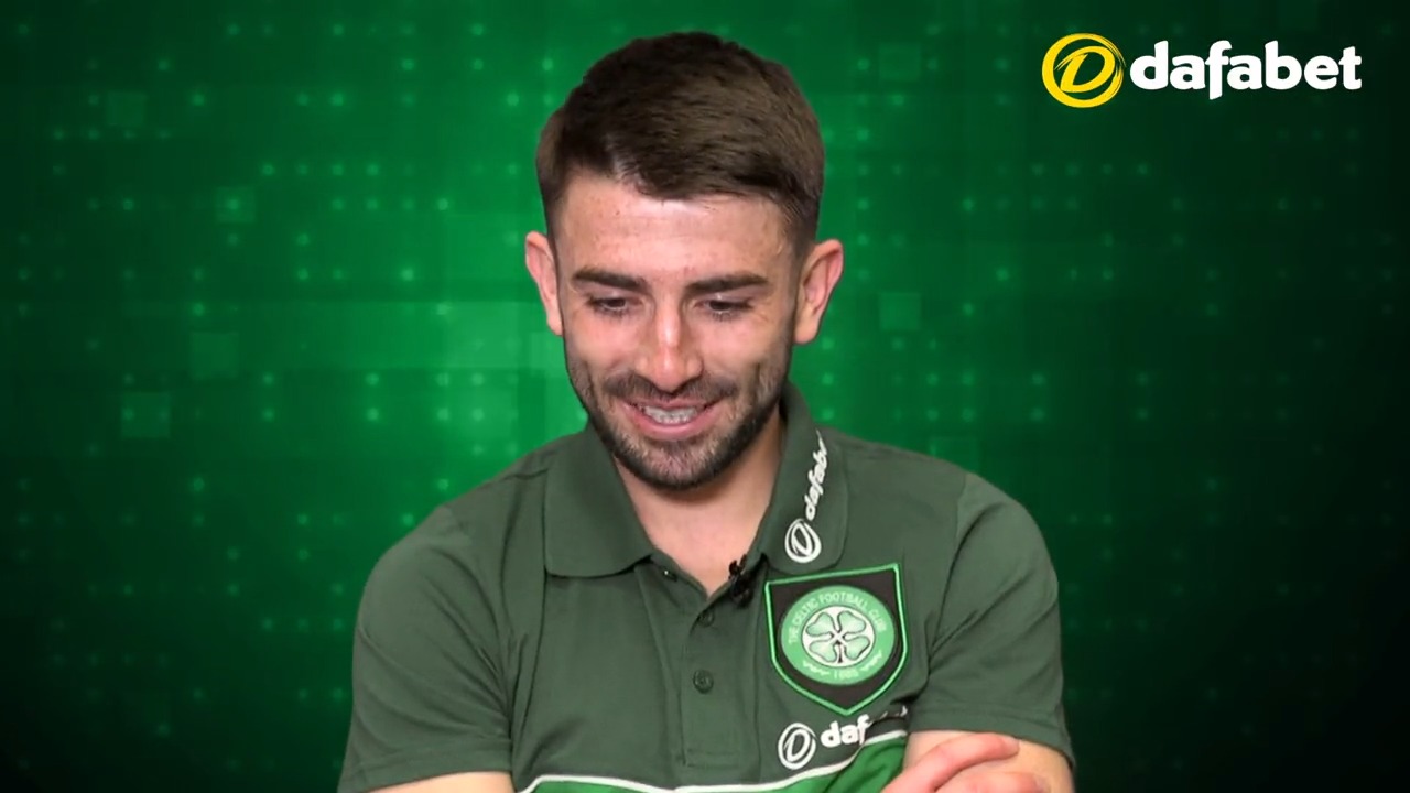 Celtic Goalkeeper football shirt 2017 - 2018. Sponsored by dafabet