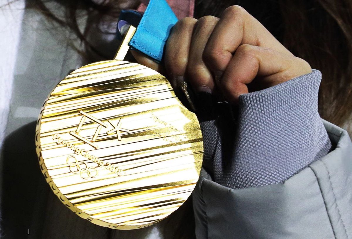 Золотая наша 🥇
#olympicchampion

#АлинаЗагитова #AlinaZagitova⁣⁣⠀
#ザギトワ #アリーナザギトワ