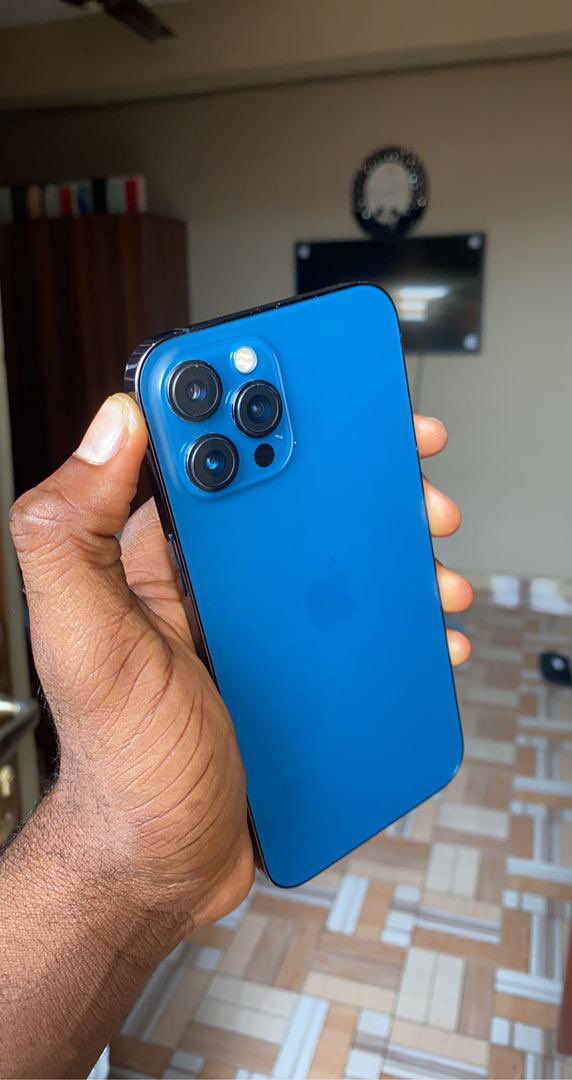 Phone_Hub1's tweet image. Fairly Used iPhone 12 Pro Max 256 Gigg At Only GHC7,500😋.Semi Unlocked.