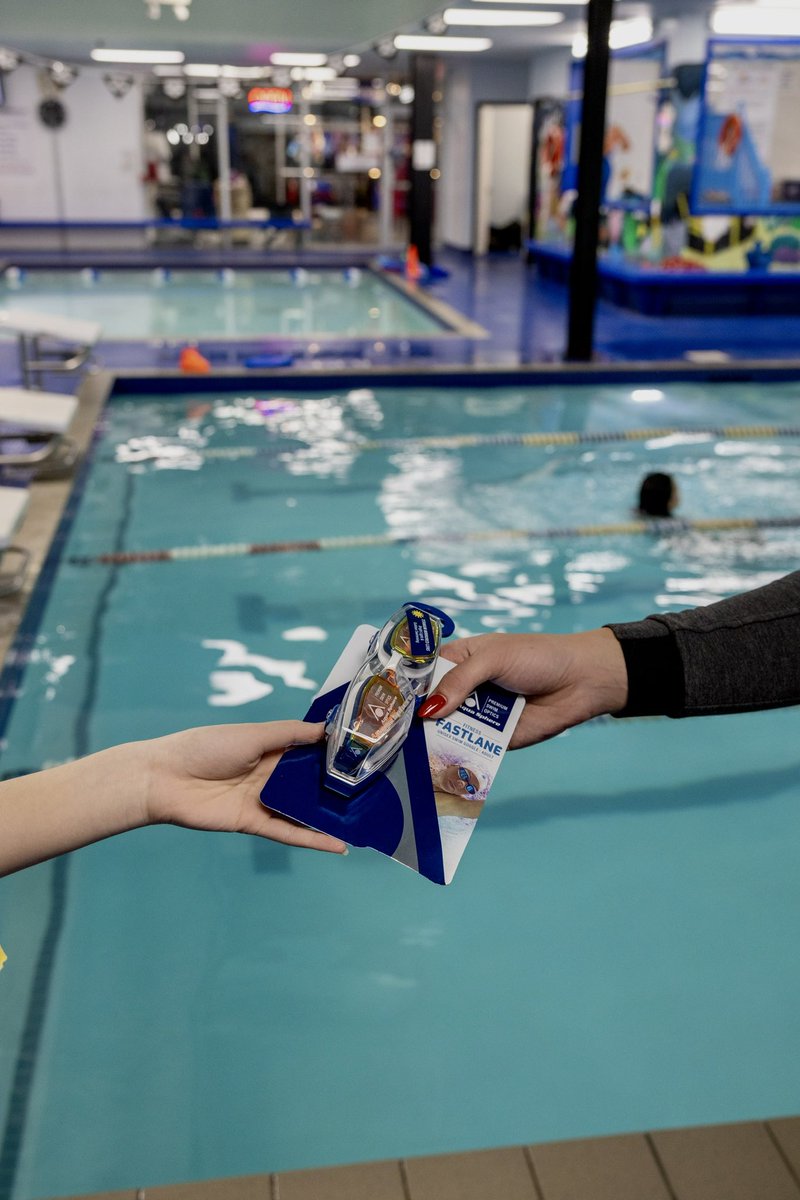 so much love for Torch Swim, who gave me a chance at 9-years-old. as a token of my appreciation, <a href="/aquasphereswim/">Aquasphere</a> provided over 200 swim products to the young swimmers of Torch Swim. it was heartwarming to be cheered on by the next generation of swimmers. 🥹🏊🏻‍♀️