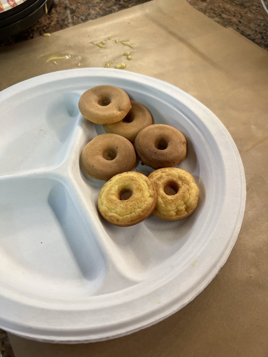 2dangerous2tame's tweet photo. If it stays this warm, definitely will open the deck up.  
Several weeks ago I bought a mini donut maker. https://t.co/12UNShAZSf