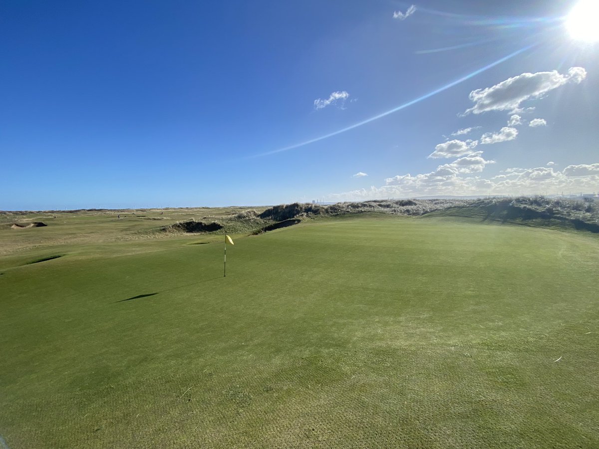 MTownsendGolf's tweet photo. February in the North East of England

Almost impossible to do justice to Seaton Carew GC. Proper championship course, brilliant winter course. Out and back MacKenzie links

If you ever get the opportunity to play England’s 10th oldest course just do it. Genuinely sensational https://t.co/Hhgt8yqRC3
