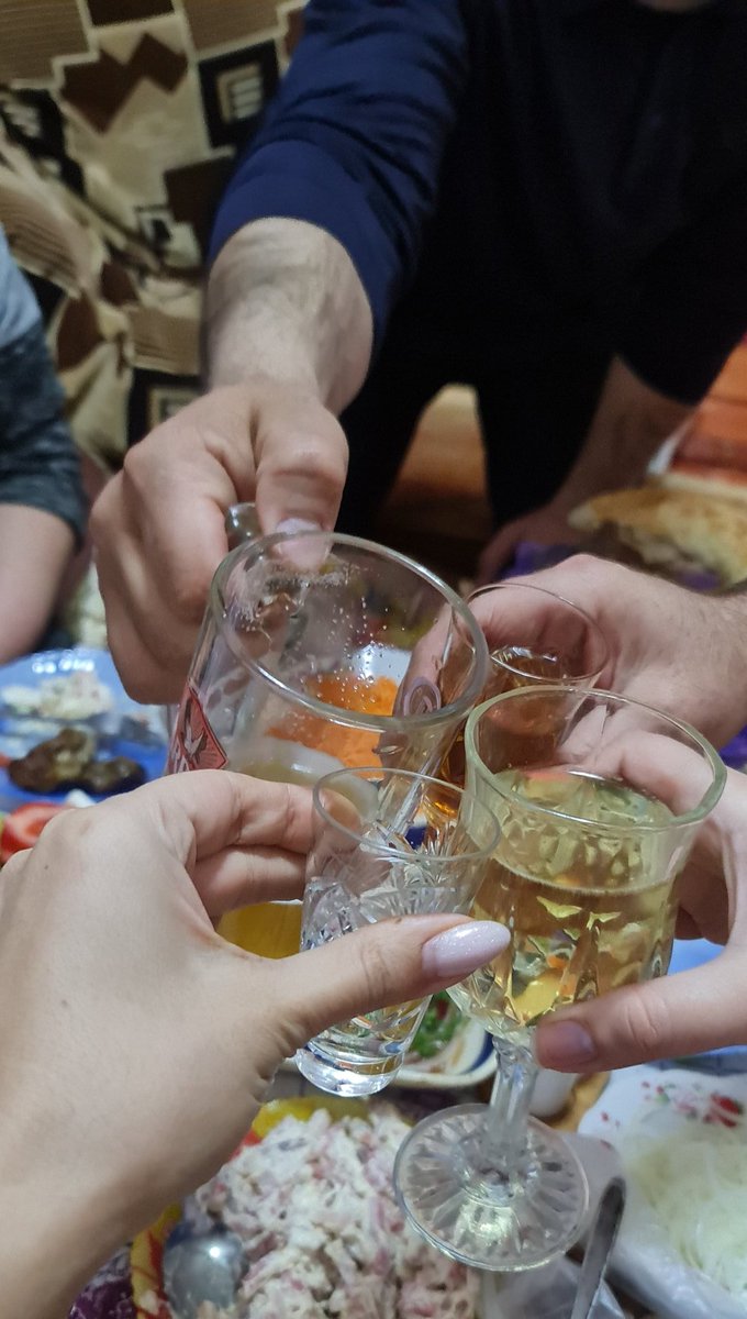 Однако добрый вечер,с праздником  <a href="/amretdinov/">АМРЕШКИНЫ</a> <a href="/BozorovRasul/">Rasul Bozorov</a> <a href="/nargizamaliya/">КоШкА в БоСоНоЖкАх😽</a>