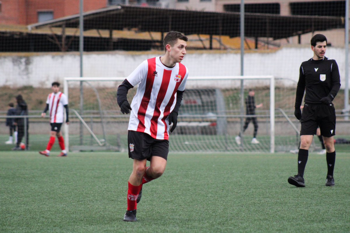 ‼️ El Victor Carmona, jugador del Filial, i entrenador del nostre futbol base, va patir una lesió als lligaments creuats i es perdrà el que resta de temporada.

Des del FCCardedeu, et volem enviar molts ànims i et desitgem una ràpida recuperació!❤️