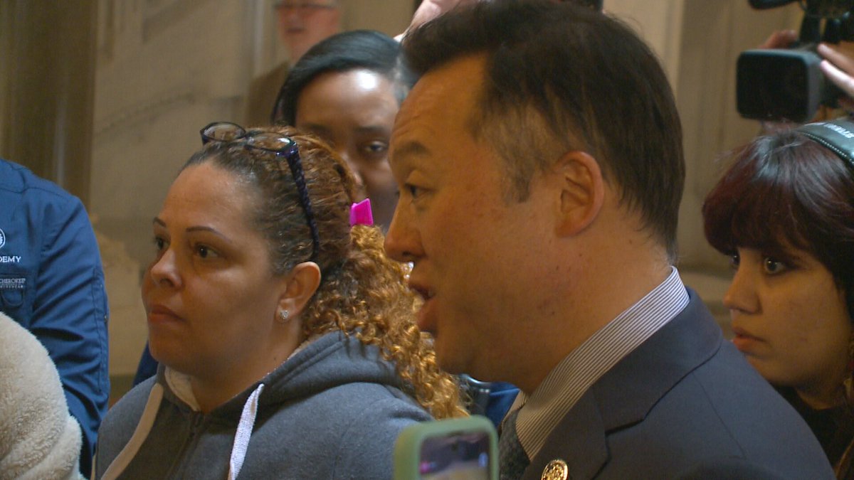 Lawmakers and the office of higher ed made remarks to the camera, but when Stone Academy students started to ask questions - they walked away. Not a good look! - At least <a href="/AGWilliamTong/">AG William Tong</a> stuck around. These students deserve to have each and every question fielded. <a href="/FOX61News/">FOX61</a>