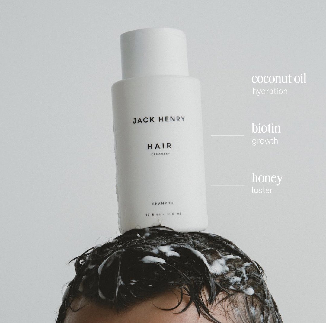 coconut oil is a powerful emollient that acts as a sealant for your hair’s protective barrier. 

add it to your routine to improve growth, build volume, and repair damage.

shop now: bit.ly/3pUGmbi