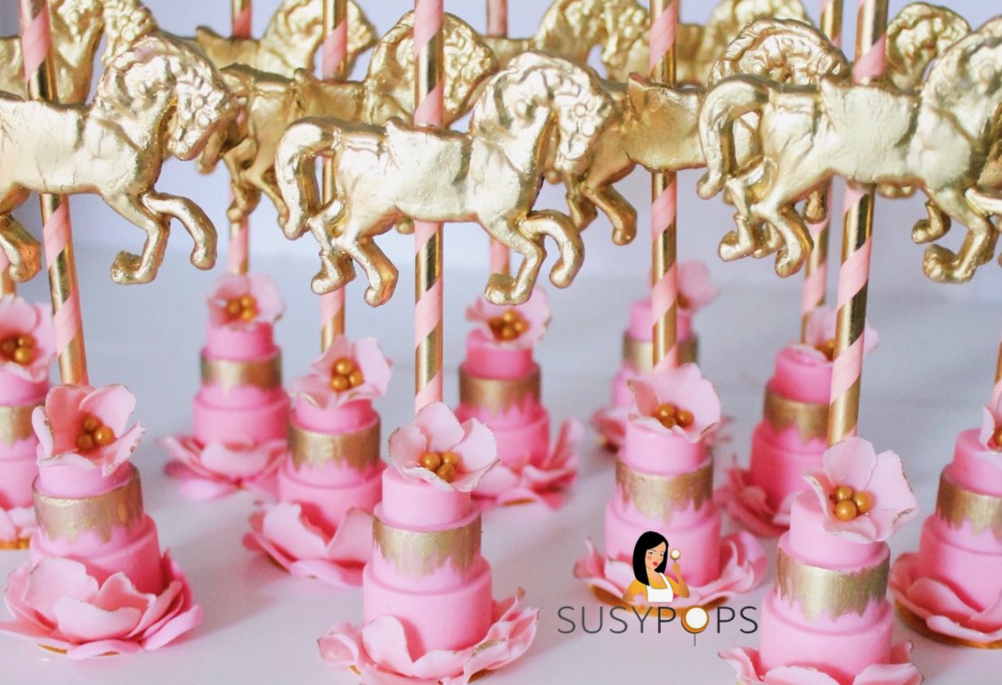 susypops_'s tweet photo. #TBT ~ #pink Carousel inspired #cakepops 🎠🌸
•
•
•
#flowercakepops #carouselparty #carouselcake #carouselcakepops #goldandpink #pinkflowers #cakepop #chocolate #bocaratoncakes #bocaratoncakepops #miamicakepops #susypops https://t.co/iyyQ8Jf237