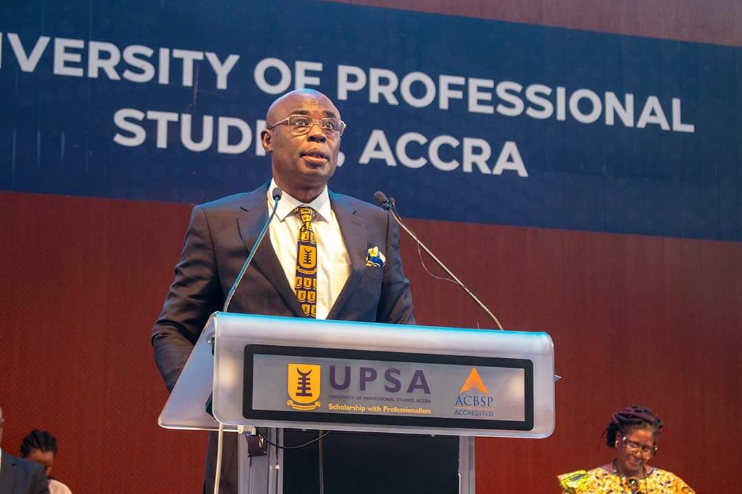 upsaccra's tweet photo. Exciting scenes from the 2023 Matriculation Ceremony held on Thursday at the Kofi Ohene-Konadu Auditorium.

A total of 5,563 freshmen were formally welcomed to the University of Professional Studies, Accra, at the colourful ceremony.

#UPSA #Matriculation2023 #weloveupsa https://t.co/su0hA1o3aD