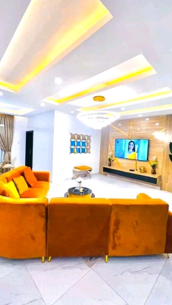 TartengerC's tweet photo. Service Apartment available https://t.co/ChyXQkueU5