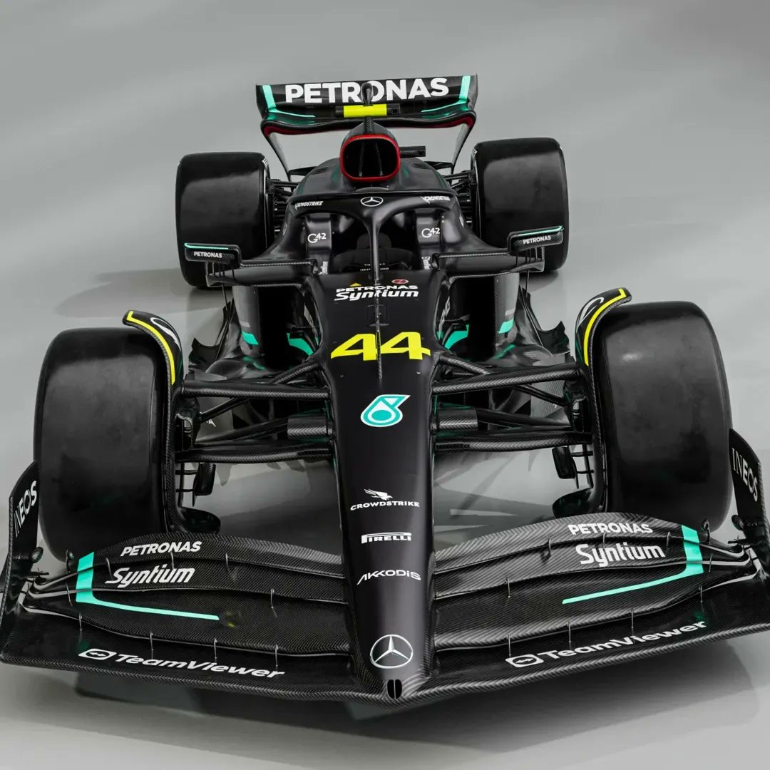 L H 4️⃣4️⃣🏆🇦🇷 FC4️⃣3️⃣💙❤️ #FERRARI 🤩 tweet media