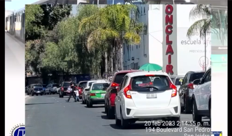 autoridades_mov's tweet photo. 2° #ForoAMAM "queremos llegar a CERO muertes", enfatiza Daniel Villaseñor de @PagobusL, en su participación acerca del transporte público en #León 
Escúchalo:  https://t.co/h458RetzNK https://t.co/tLQnX5XYeB