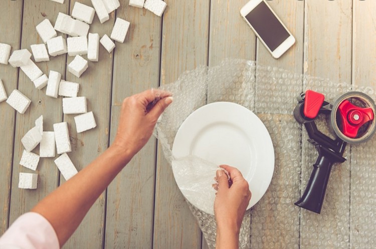 misshollywilli1's tweet image. Label your fragile items so everyone knows to be careful with them. #packingtip #moving  cpix.me/a/164347446