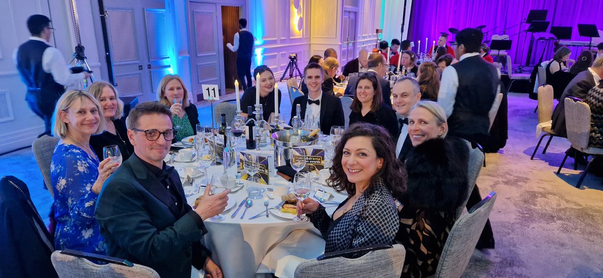 TRobinsonPAs's tweet photo. We got an award at tonight's Music and Drama Award! @Artsmarkaward @chiswickbuzz @ChiswickSchool @TheChiswickCal @DramaAndTheatre #MDAWARDS #inpsirecreateshare #ambitiousandproud https://t.co/w91D4SzFGR