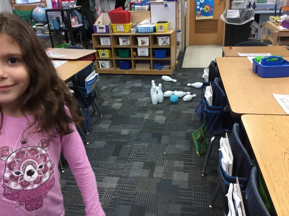 MrsDeAngelisRH's tweet photo. Kindergarten scientists have been having a great time investigating forces and motion. @RobertHunterES @FlemRarSchools https://t.co/3QdTwZHOK2