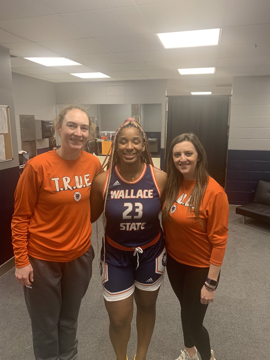 csheri23's tweet photo. After a great visit with the coaching staff, I am excited to receive and offer from Wallace State Community College 🧡💙#golions @CoachJMC21 @LeeLadyGenerals @Starz_Heard https://t.co/mpBmj2uxm1