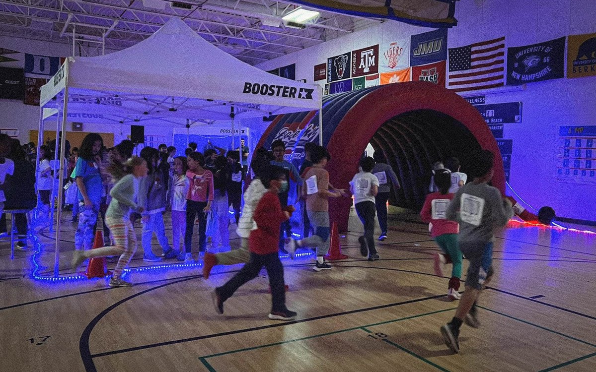 Thank you SO much to our amazing #HayFam for helping us exceed our goal of raising $30,000 during our Boosterthon/Fun Run fundraiser last week.  

Thank you to all of the parent volunteers who helped out at the event. Everyone had a blast!