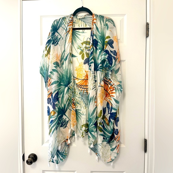 m33d's tweet image. So good I had to share! Check out all the items I'm loving on @Poshmarkapp #poshmark #fashion #style #shopmycloset #dkny #pooltoparty #currentair: posh.mk/78oSiyidFxb