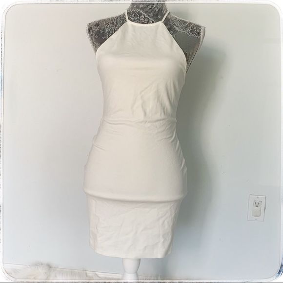 LMorales31's tweet photo. So good I had to share! Check out all the items I'm loving on @Poshmarkapp #poshmark #fashion #style #shopmycloset #katespade #hours #ugg: https://t.co/g67iRADIbU https://t.co/V6NfPIKF37