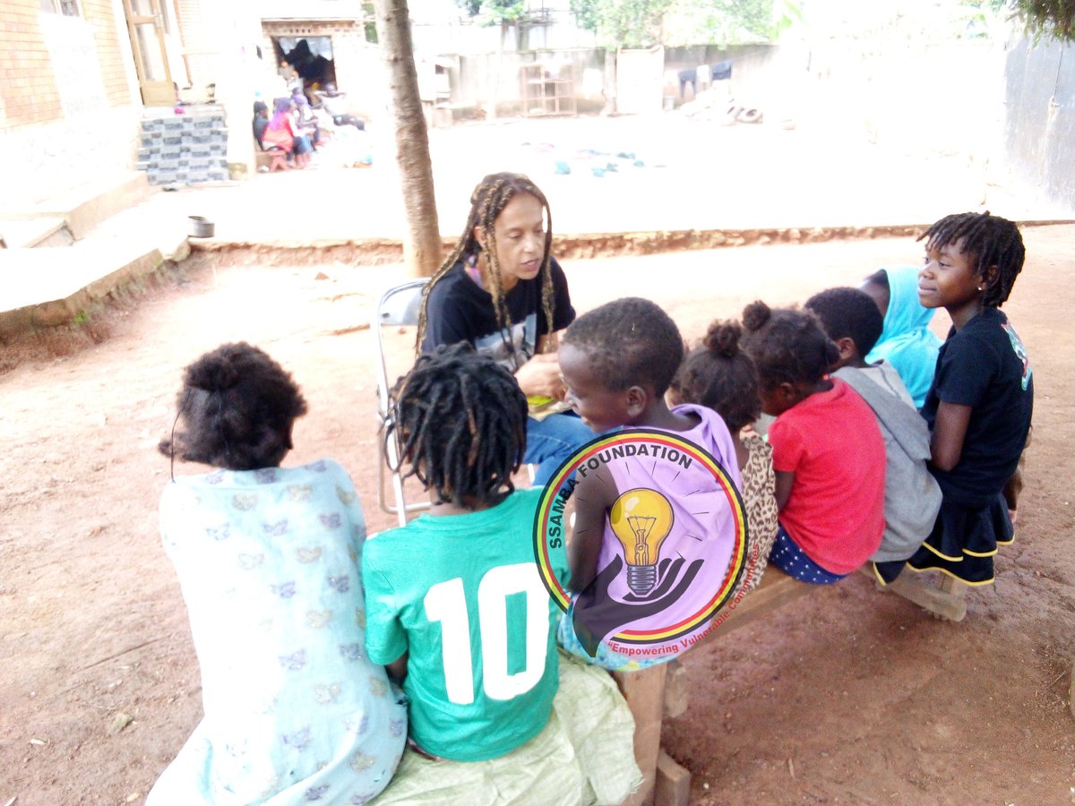 When it's time for rhyming, kindergarten kids are taught these as a way of entertainment and to keep them busy.

office@ssamba.org
ssamba.org

#volunteeruganda #volunteeringuganda #teachabroad #teachinuganda #teachenglish #teachgerman #teachspanish #ssambafoundation