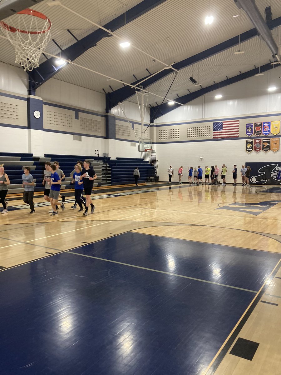 It’s feels good to be all together again💙🤍🏃‍♀️🏃what a great group of student athletes!