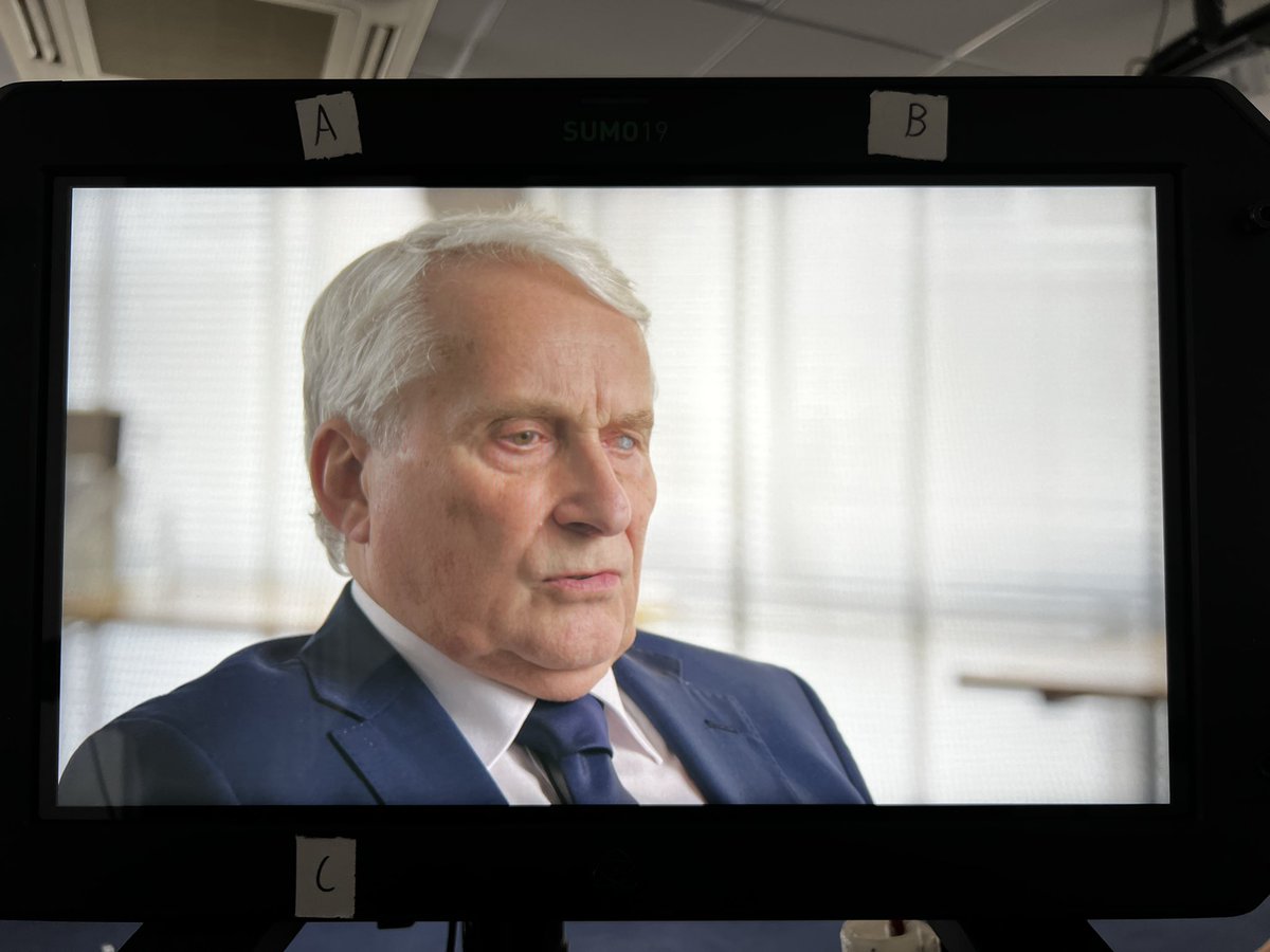 2 cam set up for <a href="/RevelationFilms/">Revelation Films</a> with <a href="/BluefinTV/">Bluefin Television</a> Filming series 3 of The Real Manhunter. Using the brilliant <a href="/NanliteUK/">Nanlite UK</a> forza 500 light #nanlite #dop #cameraman #documentary #truecrime #TheRealManhunter #skycrime #skytv <a href="/NanliteGlobal/">Nanlite Global</a>