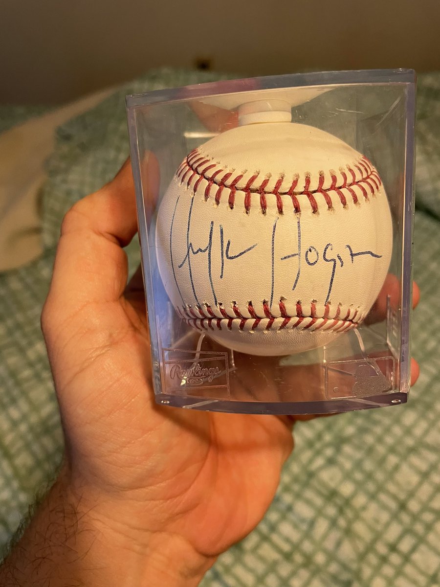 RizzyStyles's tweet photo. @HulkHogan thanks for being an asshole and refusing to sign my baseball at your $150 per item fiterman signing. Got me one anyway, brother. 🖕 https://t.co/LAbjEX2oEv