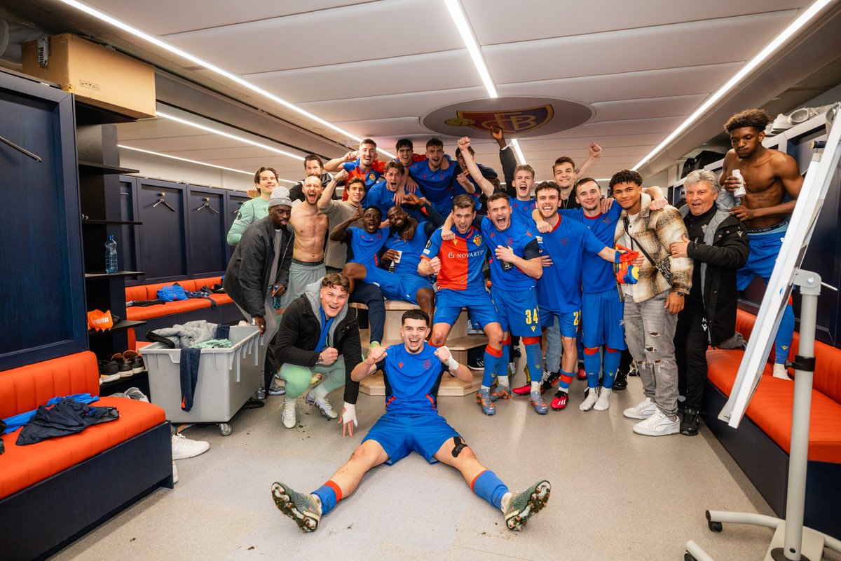 FCBasel_Italia's tweet photo. Ci vorrร un pรฒ per addormentarsi quindi un po di foto.... ๐ธ
#rotblaulive ๐ด๐ต
#ForzaBasilea ๐ช๐ป
#Basilea #UECL
#FCBts https://t.co/rZP1Jybqvq
