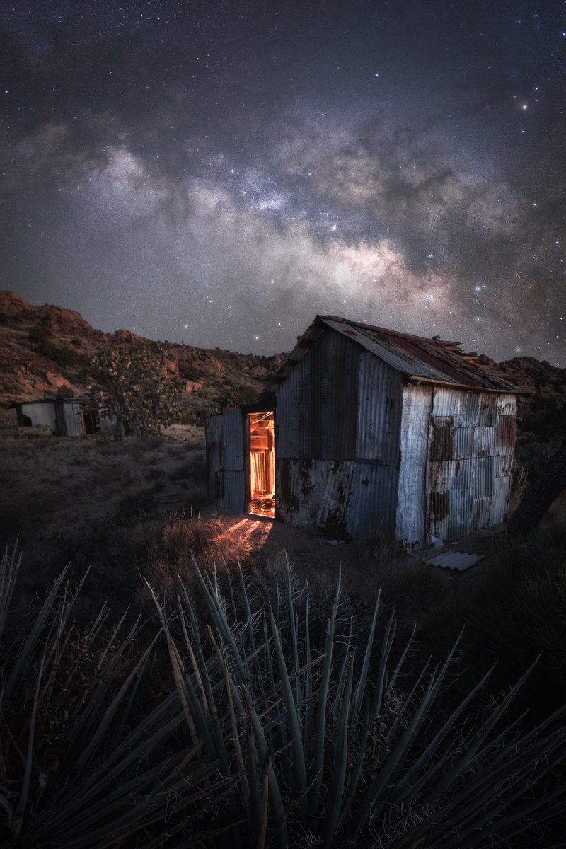 missjessbess's tweet photo. New Blog Post from the Dream Team. Get some light painting tips from @ryantoswald 

https://t.co/BbVgaAQvM8 https://t.co/ukuZCS1F8Q