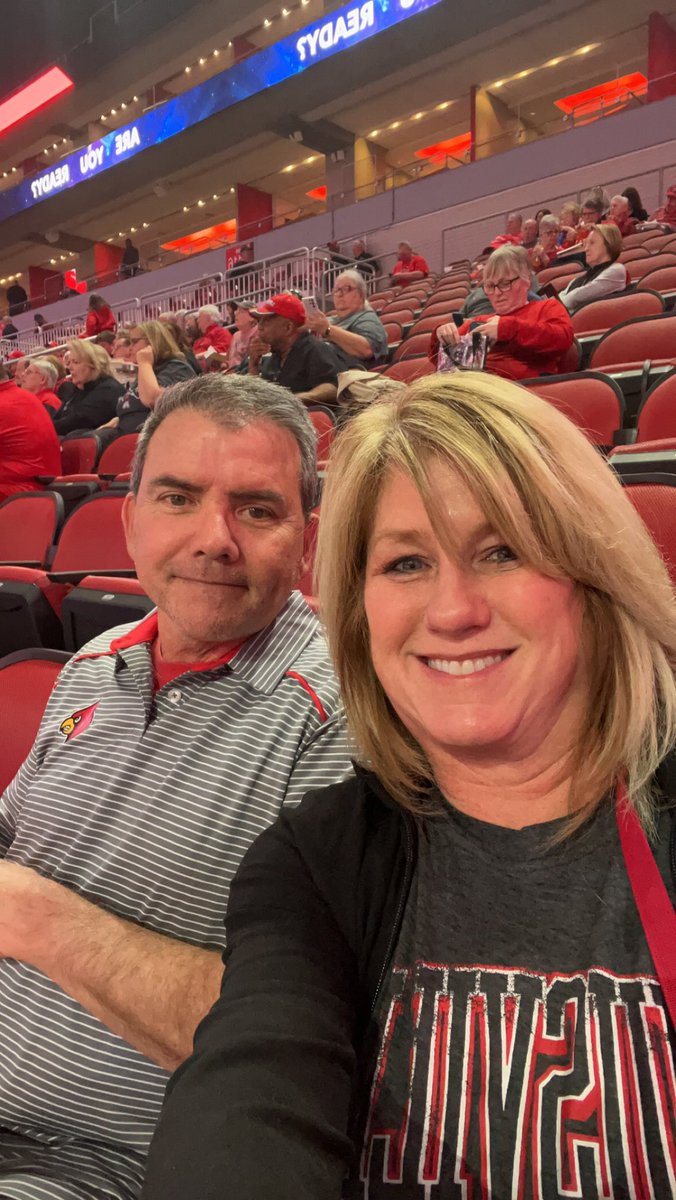 1964dlc's tweet photo. Go cards! Beat Miami! @LouisvilleWBB #GoCards https://t.co/nIxbF61RvQ