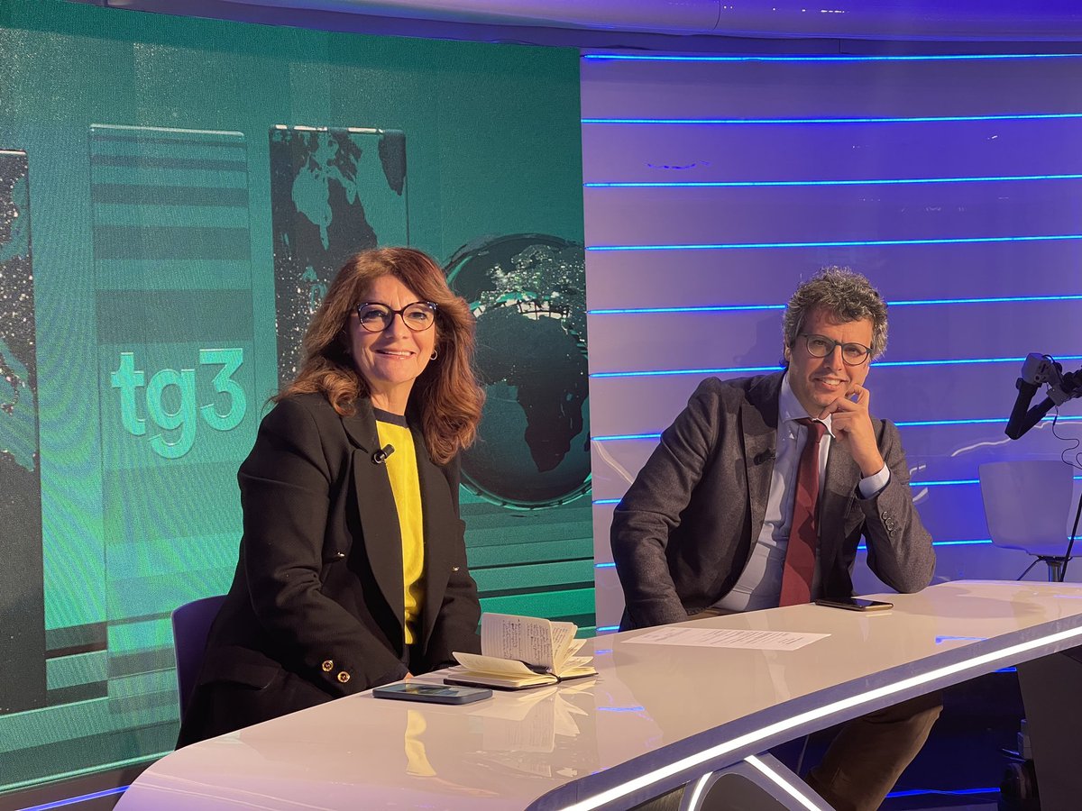 Ospiti pronti per #lineanotte #lineanotters ci siete?
<a href="/Sarina09083285/">SarinaBiraghi</a> <a href="/e_lauria/">Emanuele Lauria</a>