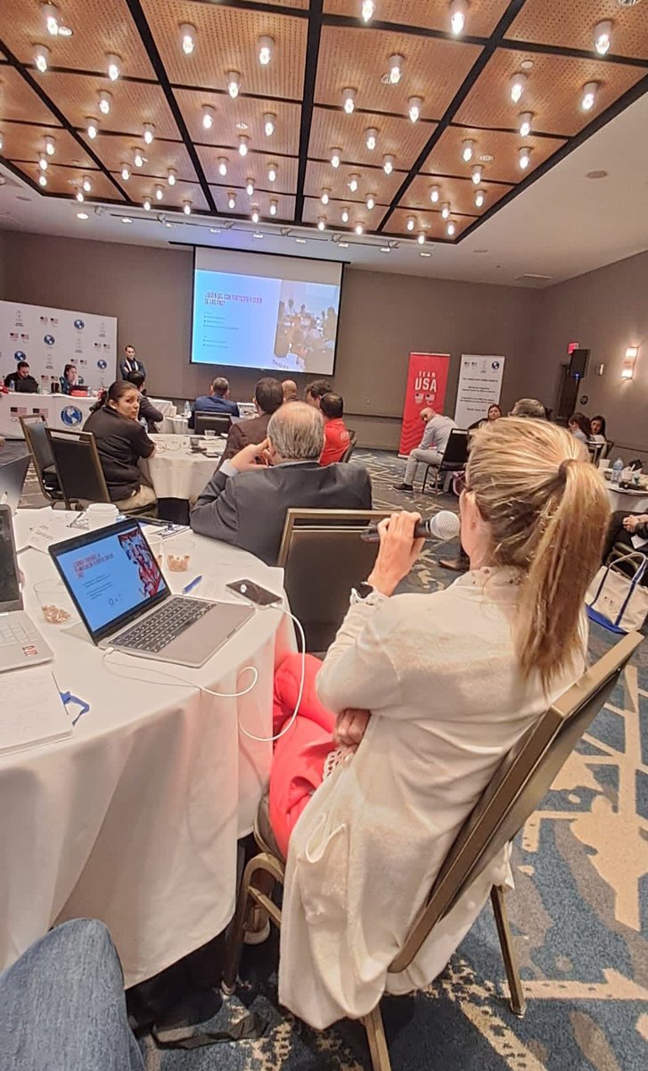coparaguay's tweet photo. La Gerente General del COP, @LarissaSchaerer y la Gerente del Área Técnica Metodológica del COP: Rocío Rivarola, presentes en Houston, Texas🇺🇸 para el Foro de Solidaridad Olímpica de preparación a los JJOO para los Comités Olímpicos Nacionales de América.

¡#ParaguayPuede! 💪🏽🇵🇾 https://t.co/Iq2BRcBV58