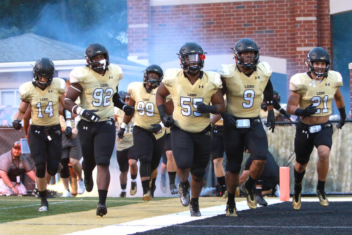 Excited, humbled, and honored to receive an offer from Lindenwood University. 
<a href="/LindenwoodFB/">Lindenwood Football</a> <a href="/stugfb/">Jed Stugart</a> <a href="/EricInama/">Eric Inama</a> <a href="/AllenTrieu/">Allen Trieu</a> @SWiltfong247 <a href="/CarrollFB/">Carroll’s Girls FB Club</a> <a href="/TractionAp/">TractionAP</a> <a href="/Dre_Muhammad/">Dre Muhammad</a>