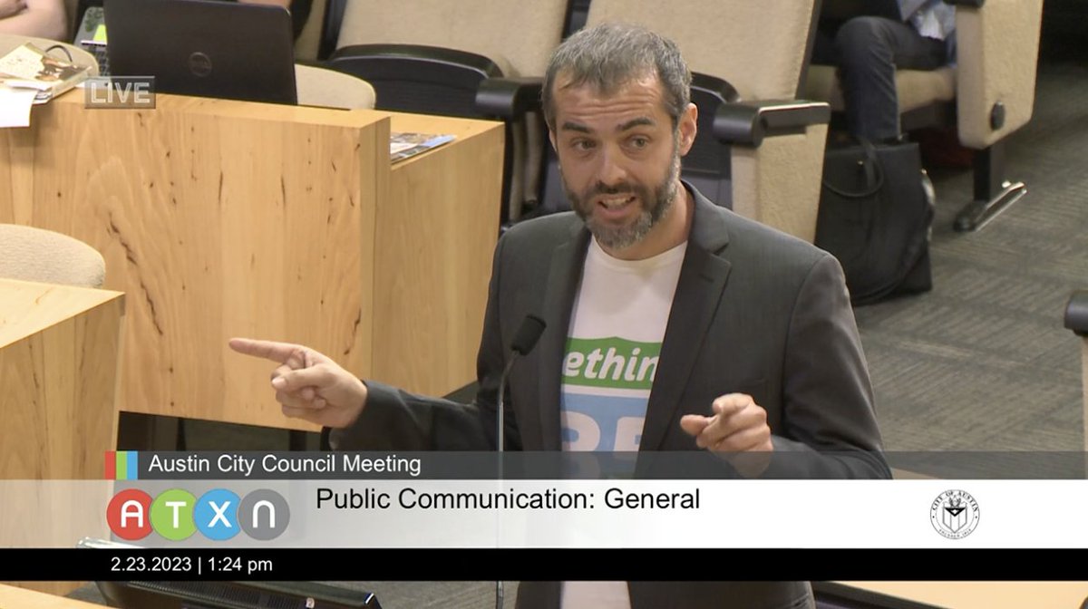 rethink35's tweet photo. Thank you to EVERYONE who spoke at Austin City Council today about the I-35 resolution (which passed)!

So many incredible speeches, so much passion.

And NOT ONE speaker supported @TxDOT's plans. 😀 https://t.co/PhRuO1MYaF