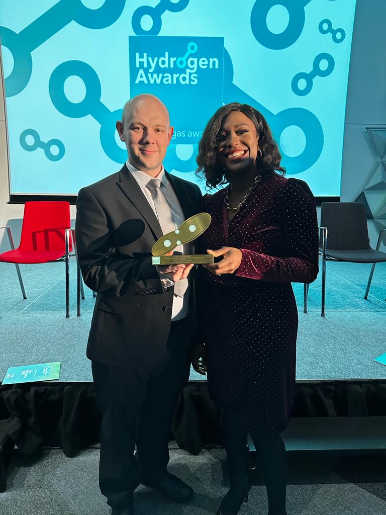 Delighted to win the Academic Excellence in Hydrogen Research and Innovation at the <a href="/H2Awards/">Hydrogen Awards</a>
Thank you to everyone who has supported us on the journey!
<a href="/h2_view/">H2 View</a> <a href="/HydexMidlands/">HyDEX Midlands</a> <a href="/CranfieldUni/">Cranfield University</a> <a href="/CranfieldEnergy/">Cranfield Energy</a> <a href="/gti_energy/">GTI Energy</a> <a href="/altrad_babcock/">Altrad Babcock</a>