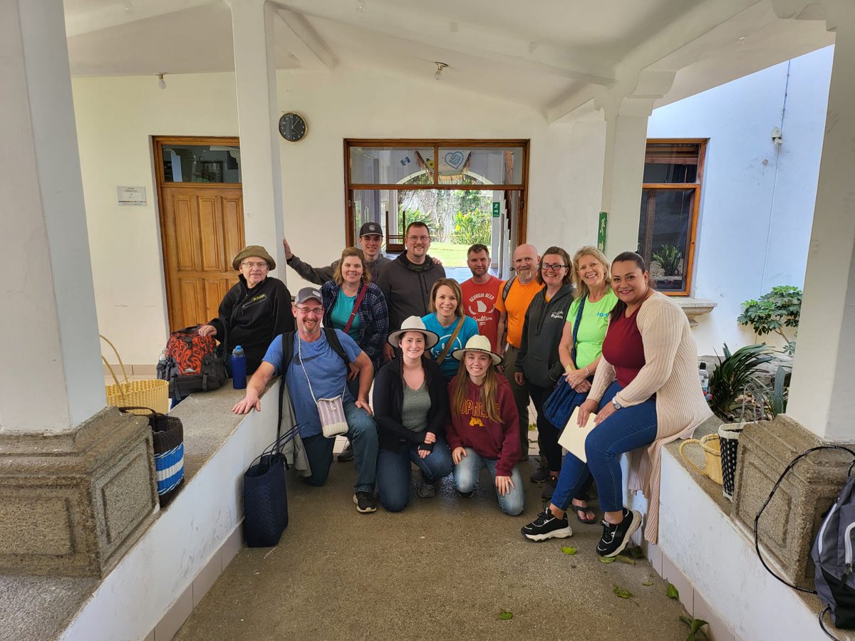 We LOVED having the Hellermann team in Guatemala!

Thank you for diving into our programs, spending time with students and experiencing Guatemala with Common Hope