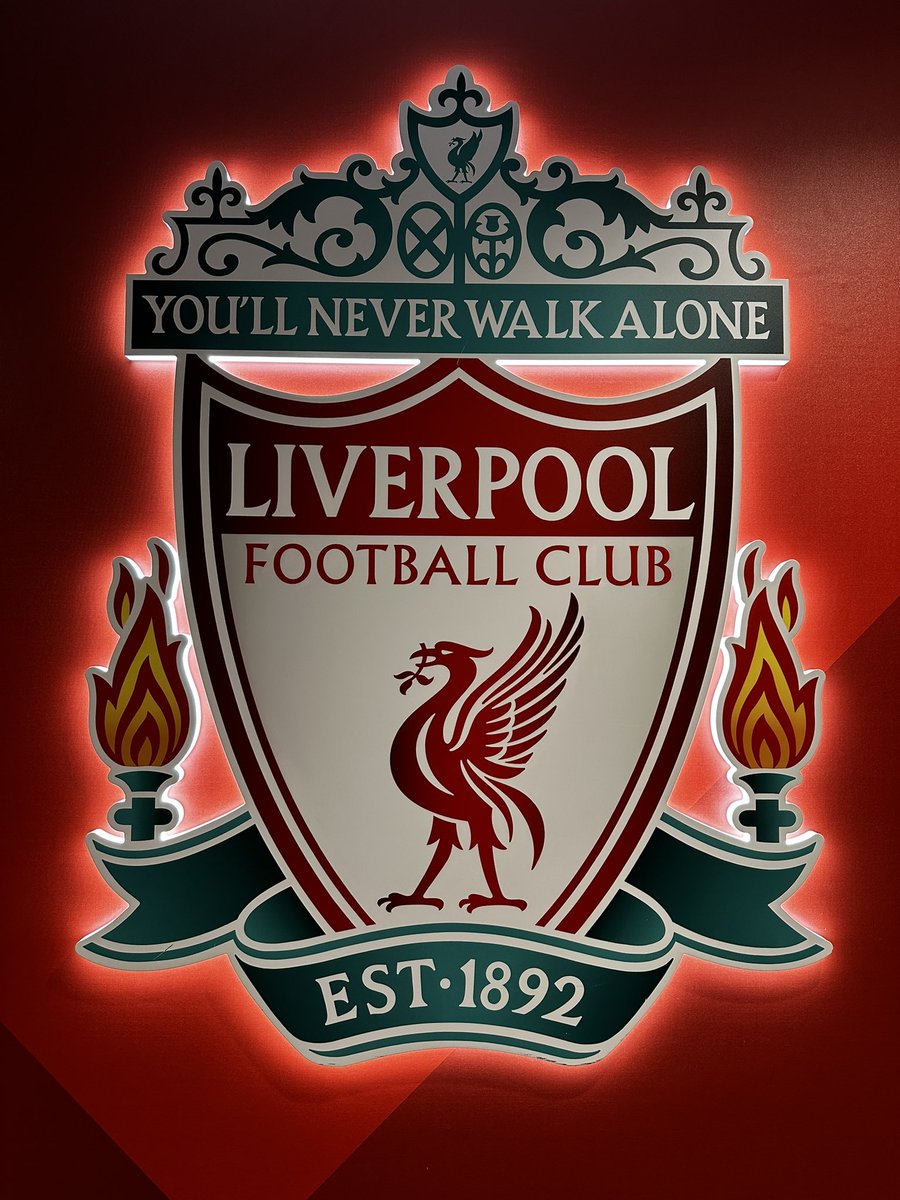 SolimarRivera_4's tweet photo. liverpool fc stadium tour ❤️ #FCStars #EnglandXLTour #LiverpoolFC https://t.co/Lofc6cKh8S
