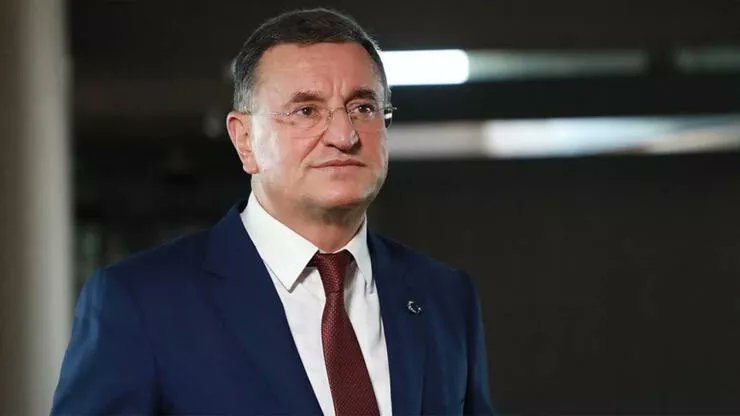 darkwebhaber's tweet photo. Hatay Büyükşehir Belediye Başkanı Lütfü Savaş: 

Ben istifa edeceksem, 10 belediye başkanı da istifa etmeli. https://t.co/cOLho1AQ6Q