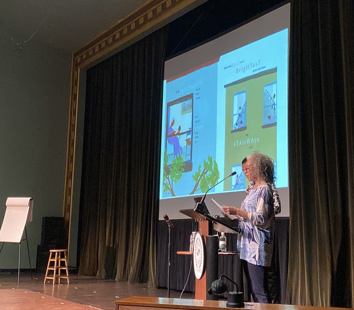 Finkreads's tweet photo. @poetweatherford @BWiseCCDS sharing poetry and #harlemrenaissance #BlackHistory SUGAR HILL picture book #ccds @ccdsnews https://t.co/SnBKNfwnLu