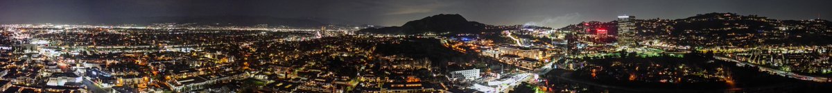 CalvinRoy411's tweet photo. Tuesday night in Los Angeles.
#dronephotography #losangeles #Panorama #20230221 #northhollywood #studiocity #tolucalake #California #djimini3pro #aerialphotography https://t.co/jbb67nrnjm