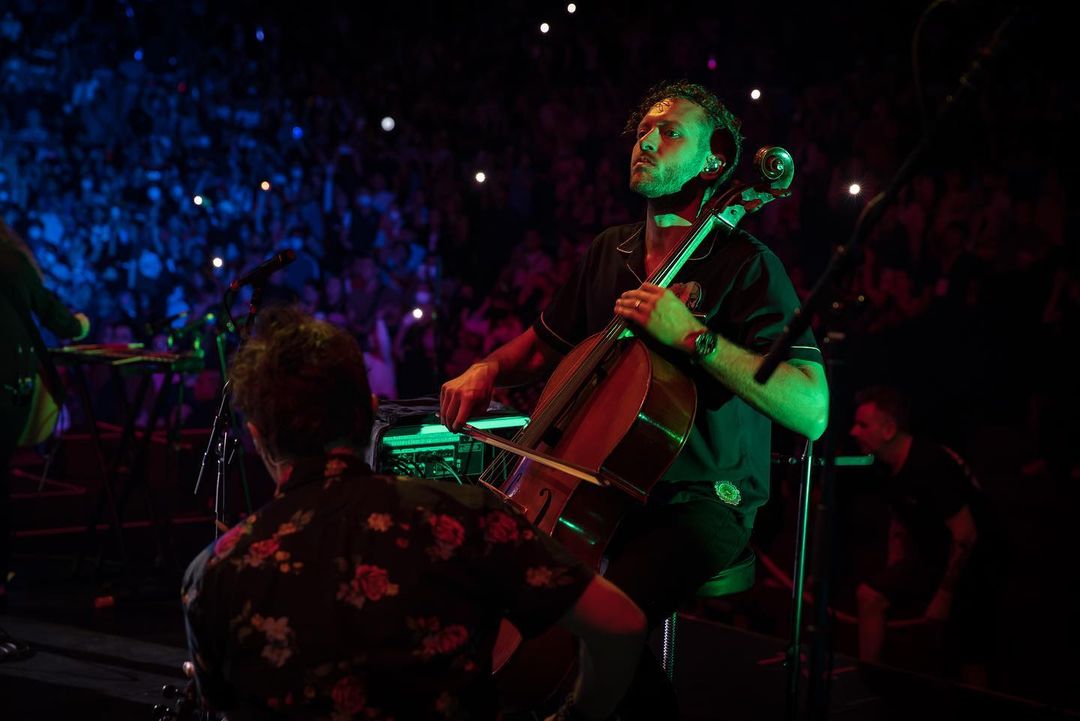 OneRepublic's tweet photo. Manila was absolutely special. You guys were amazing. Thank you thank you thank you. 🙏🏻 https://t.co/zoSJhqIPQF