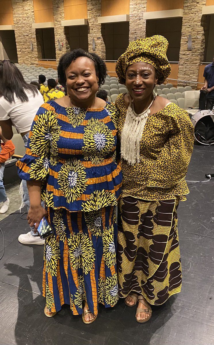 FrauConnelly's tweet photo. Big shoutout to Mme Pace and Ms Henry @RBHSGators for putting on an amazing Black History Month Fashion Show! @JacobSmith61 @JesusRedondo_SC @LOWLT https://t.co/qzeTTusm8d