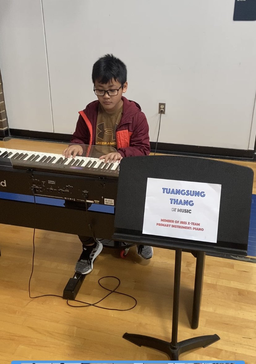 soundsofJRES's tweet photo. Our GT Music kids rocked the GT showcase today. I am so proud of them for having the courage to perform for their peers. I’m blessed to get to work with such amazing young musicians. Thank you Mrs. Decker for allowing them an opportunity to shine. @JresRockets @soundsofJRES https://t.co/wFd10oGMN1