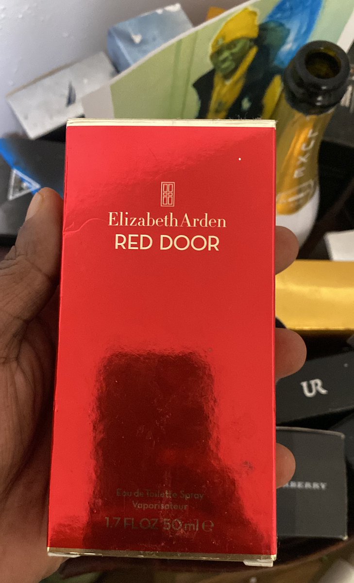 DoNTaE24o6's tweet photo. I BROUGHT THIS PERFUME JUST TO SMELL MY ZERO NO HIGHER AGAIN! 😇💯 #RIPDOLLBABY
SB: #RIPUNCLEKEITH https://t.co/H5sOd0YA5H