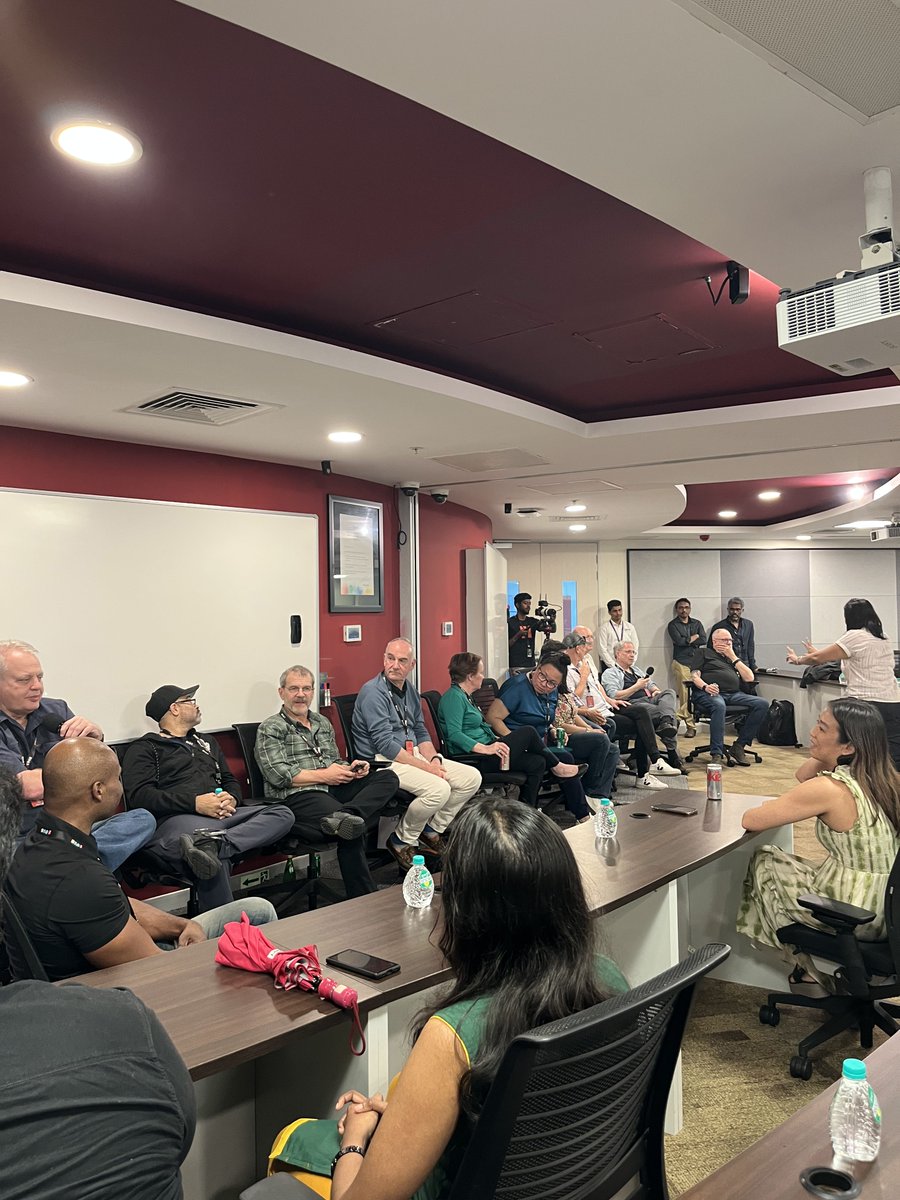 imvarathan's tweet photo. Had a productive Q&amp;A session with the analyst today @Zoho Thanks for organising this, @sandraklo #TrulyZoho23

#Zoho #AnalystDayZoho #Chennai https://t.co/pY66HwhnkT